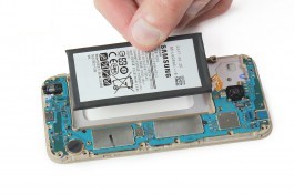 Changement batterie Galaxy J3 2017 (Double SIM)