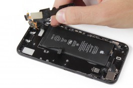 Changement connecteur de charge iPhone 7